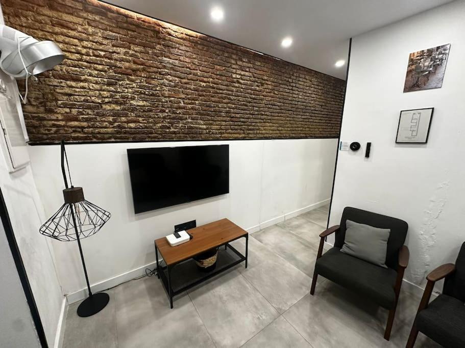 Acogedor Loft En Malasana Apartament Madryt